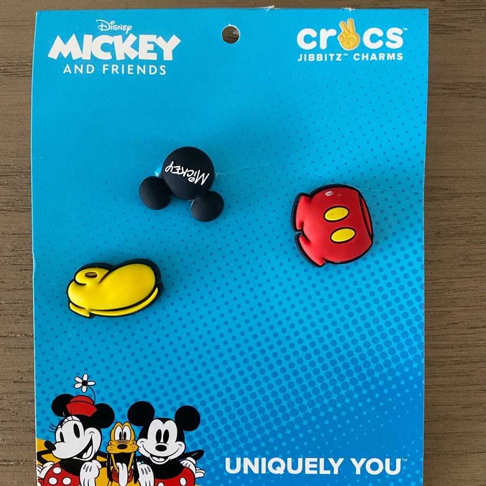 ⚫️HP⚫️Disney Crocs Jibbitz Charms with Iconic Mickey Design